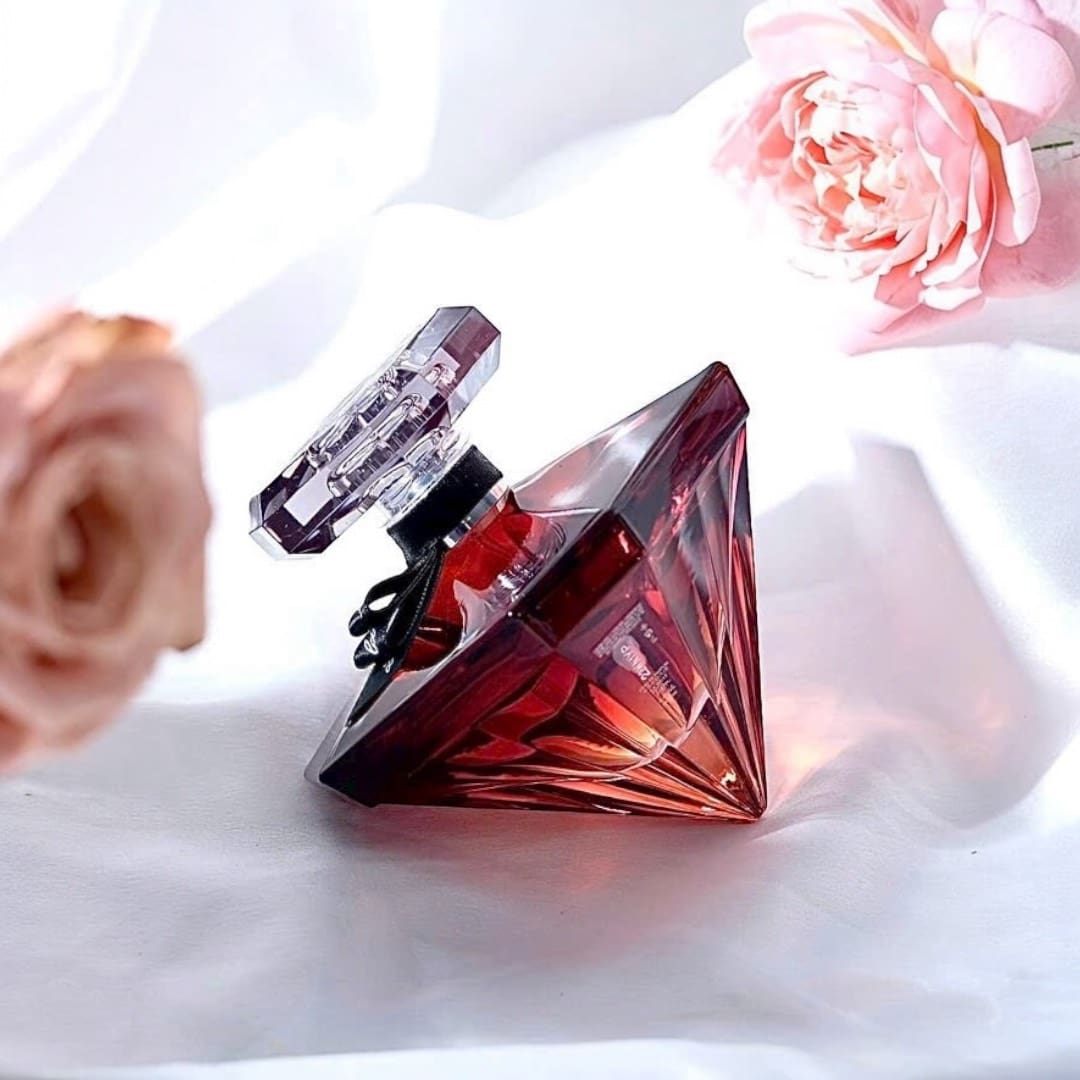 Nước Hoa Lancôme Tresor La Nuit À La Folie EDP: Hương Thơm Đam Mê Cho Nàng Quyến Rũ